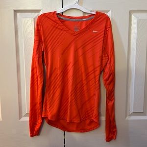 nike long sleeve